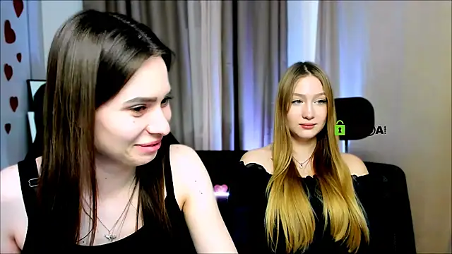 Snapshot of playful_sophie chatting on 02-18-25, 05:09 playful sophie online show from 02-18-25, 05:09