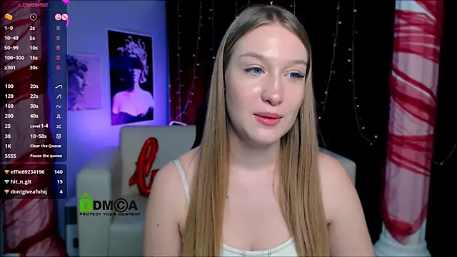 Snapshot of playful_sophie chatting on 03-16-25, 04:23 playful sophie online show from 03-16-25, 04:23