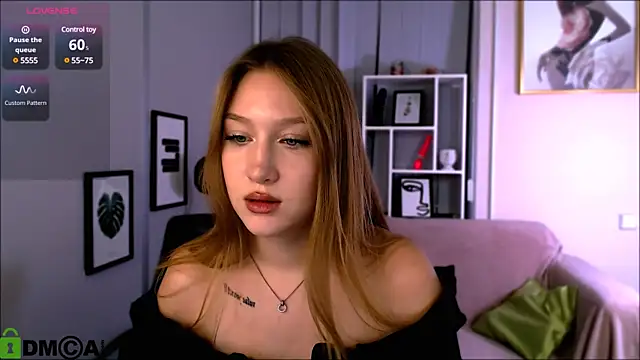Snapshot of playful_sophie chatting on 02-04-25, 11:38 playful sophie online show from 02-04-25, 11:38