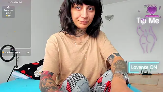 Lucky Deniz online show from 03-12-25, 07:57