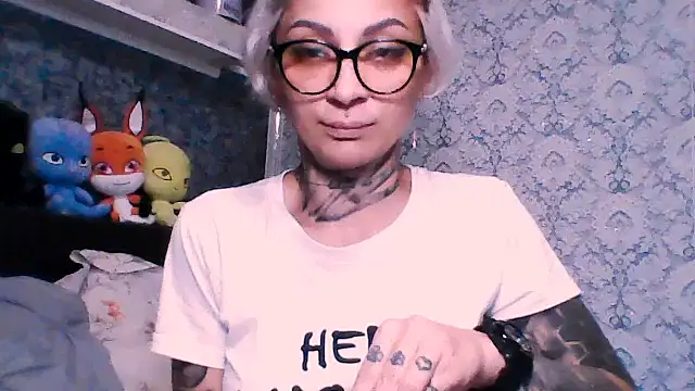 Lucky Deniz online show from 11-21-25, 09:58