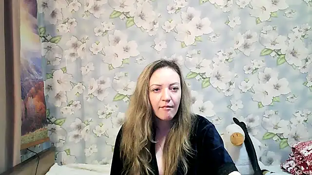 KattyLuuu online show from 10-11-25, 08:32