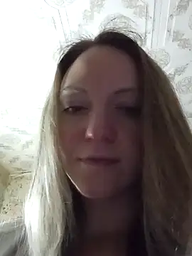 KattyLuuu online show from 12-14-25, 09:31