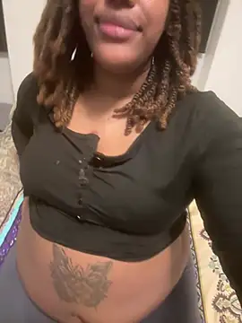 LavenderBuxton online show from 02-26-25, 07:53