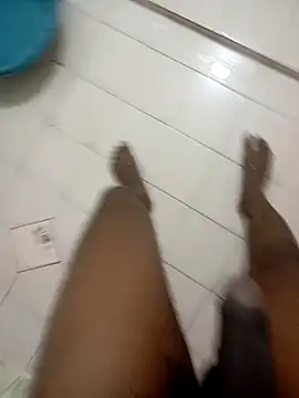 tharu111111 online show from 10-29-25, 06:40