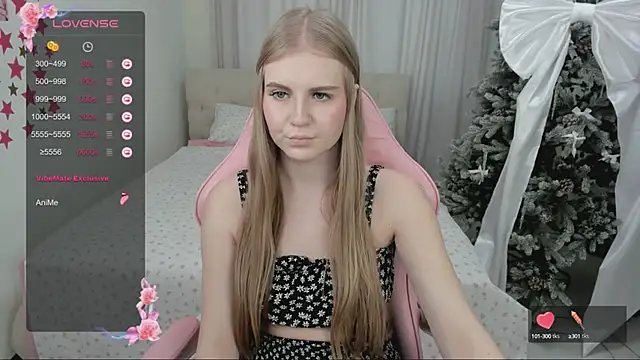 Snapshot of Miss_Esmiie chatting on 12-29-24, 07:17 Miss Esmiie online show from 12-29-24, 07:17