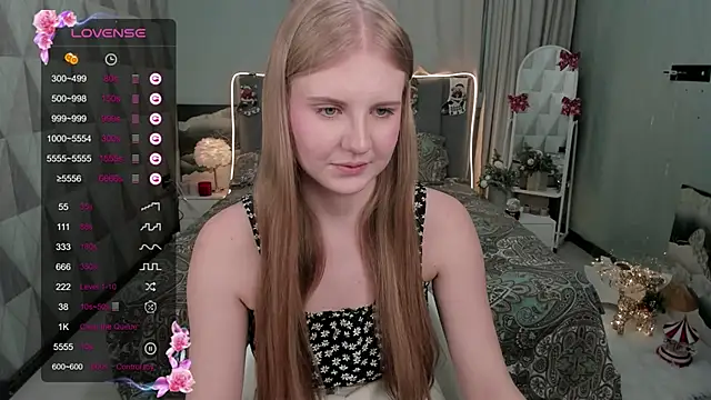 Snapshot of Miss_Esmiie chatting on 01-04-25, 07:13 Miss Esmiie online show from 01-04-25, 07:13