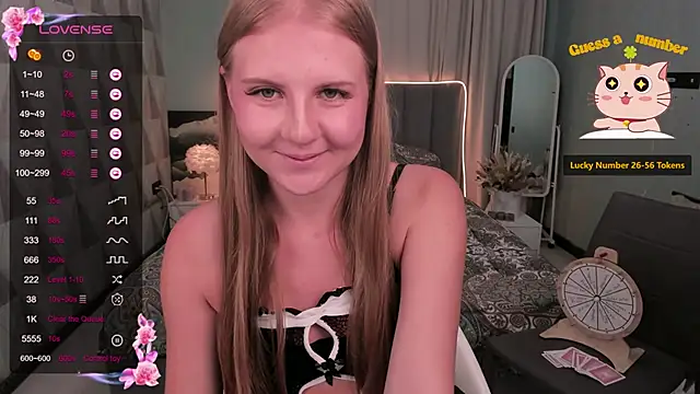 Snapshot of Miss_Esmiie chatting on 01-28-25, 10:12 Miss Esmiie online show from 01-28-25, 10:12