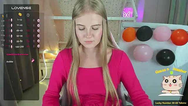 Snapshot of Miss_Esmiie chatting on 02-07-25, 07:07 Miss Esmiie online show from 02-07-25, 07:07