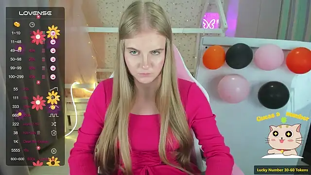 Snapshot of Miss_Esmiie chatting on 02-07-25, 10:08 Miss Esmiie online show from 02-07-25, 10:08