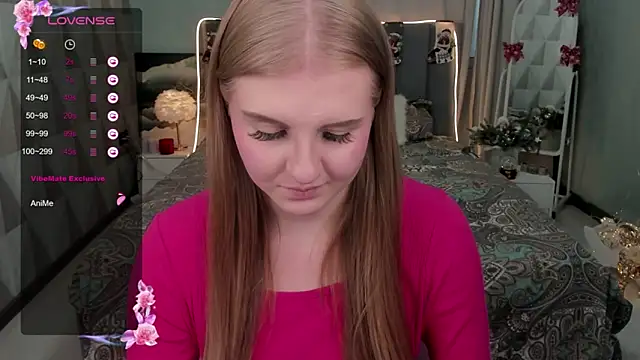 Snapshot of Miss_Esmiie chatting on 12-25-24, 07:03 Miss Esmiie online show from 12-25-24, 07:03