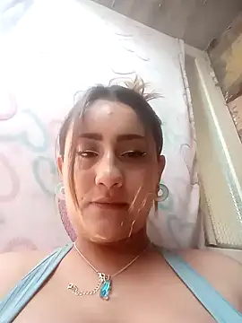 Snapshot of hanna_sky1 chatting on 02-08-25, 07:27 hanna sky1 online show from 02-08-25, 07:27
