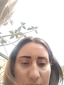 Snapshot of hanna_sky1 chatting on 12-27-24, 05:48 hanna sky1 online show from 12-27-24, 05:48