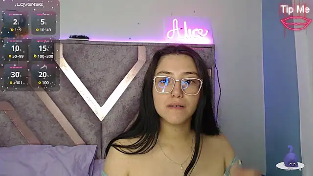 Snapshot of Anny_Fox- chatting on 01-31-25, 03:20 Anny Fox- online show from 01-31-25, 03:20