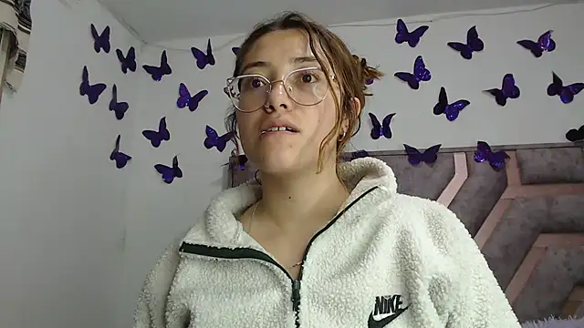 Anny Fox- online show from 11-22-25, 02:54