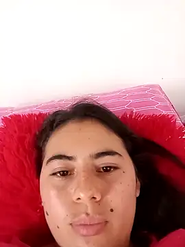 Snapshot of sweetfantacies18 chatting on 10-21-25, 05:23 sweetfantacies18 online show from 10-21-25, 05:23