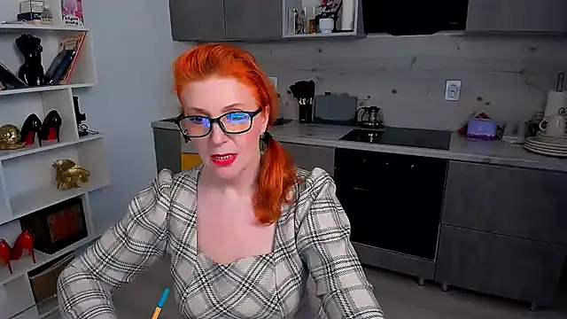 Fire-Fox-One online show from 05-25-26, 06:06