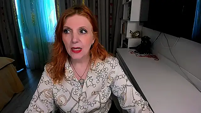 Fire-Fox-One online show from 02-25-26, 01:22