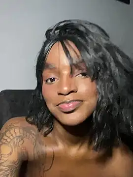 Zizi-campbel online show from 02-05-25, 12:17