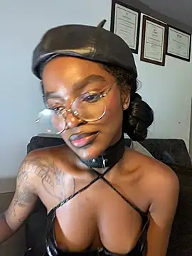 Zizi-campbel online show from 03-09-25, 04:11