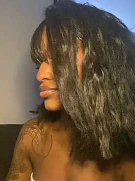 Zizi-campbel online show from 02-03-25, 12:04