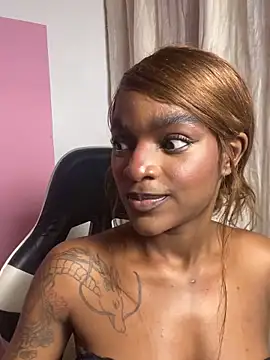 Zizi-campbel online show from 09-18-25, 07:55