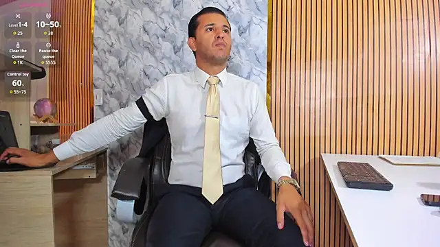 Hideintheoffice online show from 04-15-26, 12:53