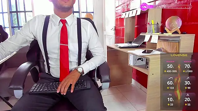 Hideintheoffice online show from 01-09-25, 06:57