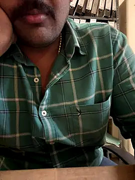 Hillz king 98 online show from 12-21-25, 10:54