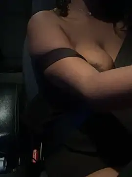 squirtluxe  online show from 01-22-25, 02:04