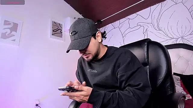 Samir bear online show from 03-06-26, 12:44