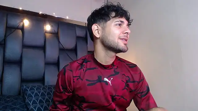 Snapshot of Samir_bear chatting on 03-10-25, 12:38 Samir bear online show from 03-10-25, 12:38