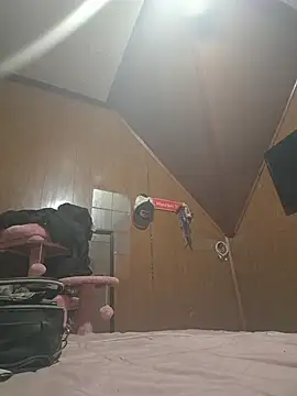 carmelbbyx22 online show from 04-16-26, 11:51