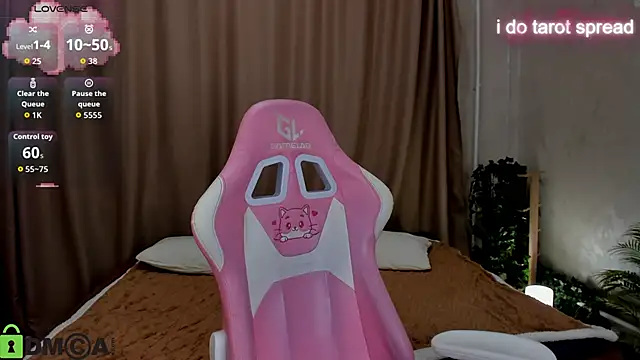 Snapshot of Cheryl__Brown chatting on 10-23-25, 12:31 Cheryl Brown online show from 10-23-25, 12:31