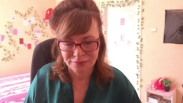 Miss Moren online show from 03-23-26, 05:51