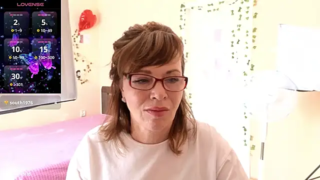 Miss Moren online show from 07-15-26, 04:19