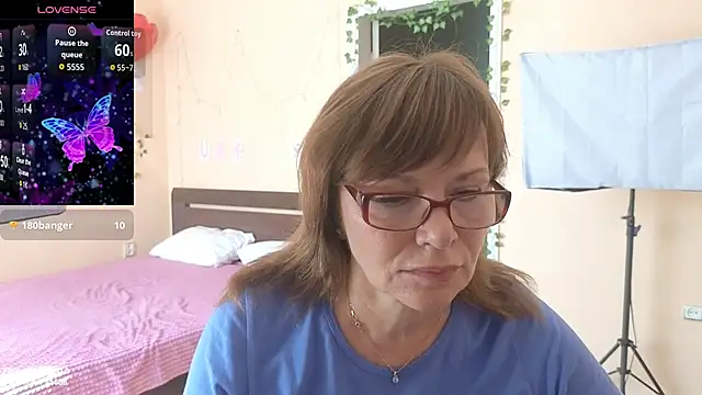 Miss Moren online show from 07-10-26, 05:40
