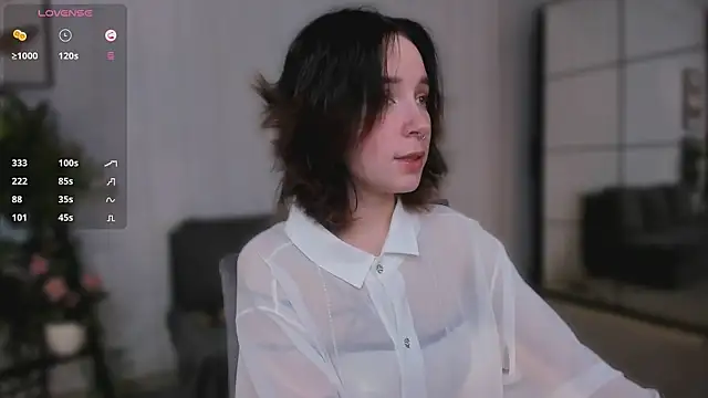 Snapshot of lilithlunna chatting on 03-03-25, 01:38 lilithlunna online show from 03-03-25, 01:38