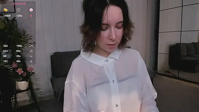 Snapshot of lilithlunna chatting on 03-02-25, 10:23 lilithlunna online show from 03-02-25, 10:23