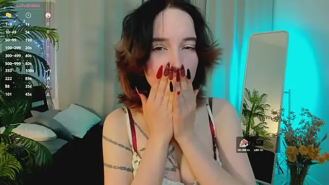 Snapshot of lilithlunna chatting on 03-08-25, 10:24 lilithlunna online show from 03-08-25, 10:24