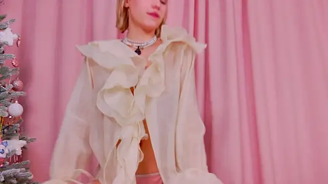 MeowthLilu online show from 01-13-26, 03:43