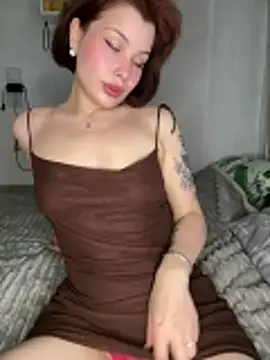 Snapshot of AmmyRich1 chatting on 06-12-26, 06:11 AmmyRich1 online show from 06-12-26, 06:11