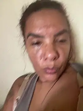 Snapshot of briannaa557 chatting on 09-13-25, 06:41 briannaa557 online show from 09-13-25, 06:41