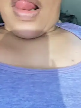 Snapshot of briannaa557 chatting on 01-09-25, 08:22 briannaa557 online show from 01-09-25, 08:22