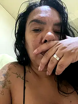 Snapshot of briannaa557 chatting on 10-19-25, 12:52 briannaa557 online show from 10-19-25, 12:52