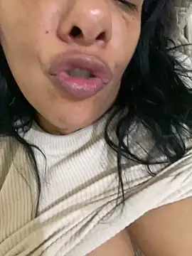 Snapshot of briannaa557 chatting on 01-12-25, 11:28 briannaa557 online show from 01-12-25, 11:28