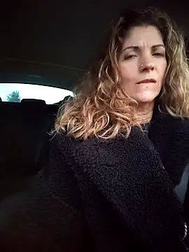 sansan2411 online show from 02-12-26, 04:51