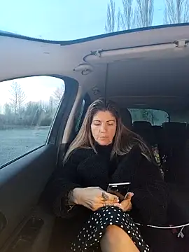 sansan2411 online show from 02-08-26, 04:59