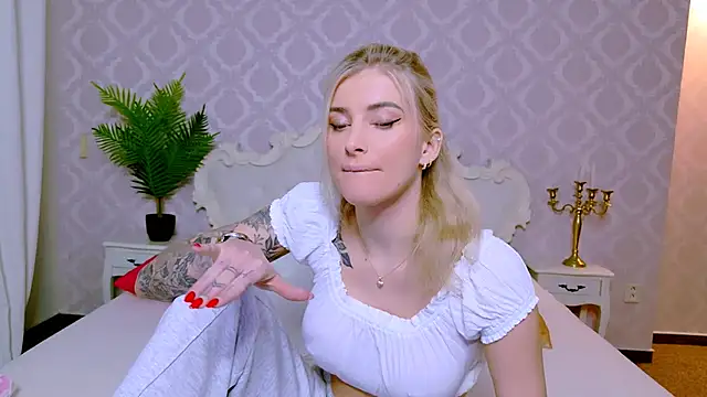 Lia Benini online show from 02-09-26, 09:29