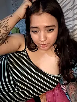 Ema kraus online show from 03-18-25, 06:39